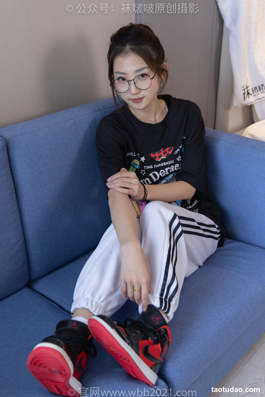 图片[3]-[BoBoSocks袜啵啵]NO.382 小沫-板鞋、白棉袜[143P+1V／5.58GB]-艺库