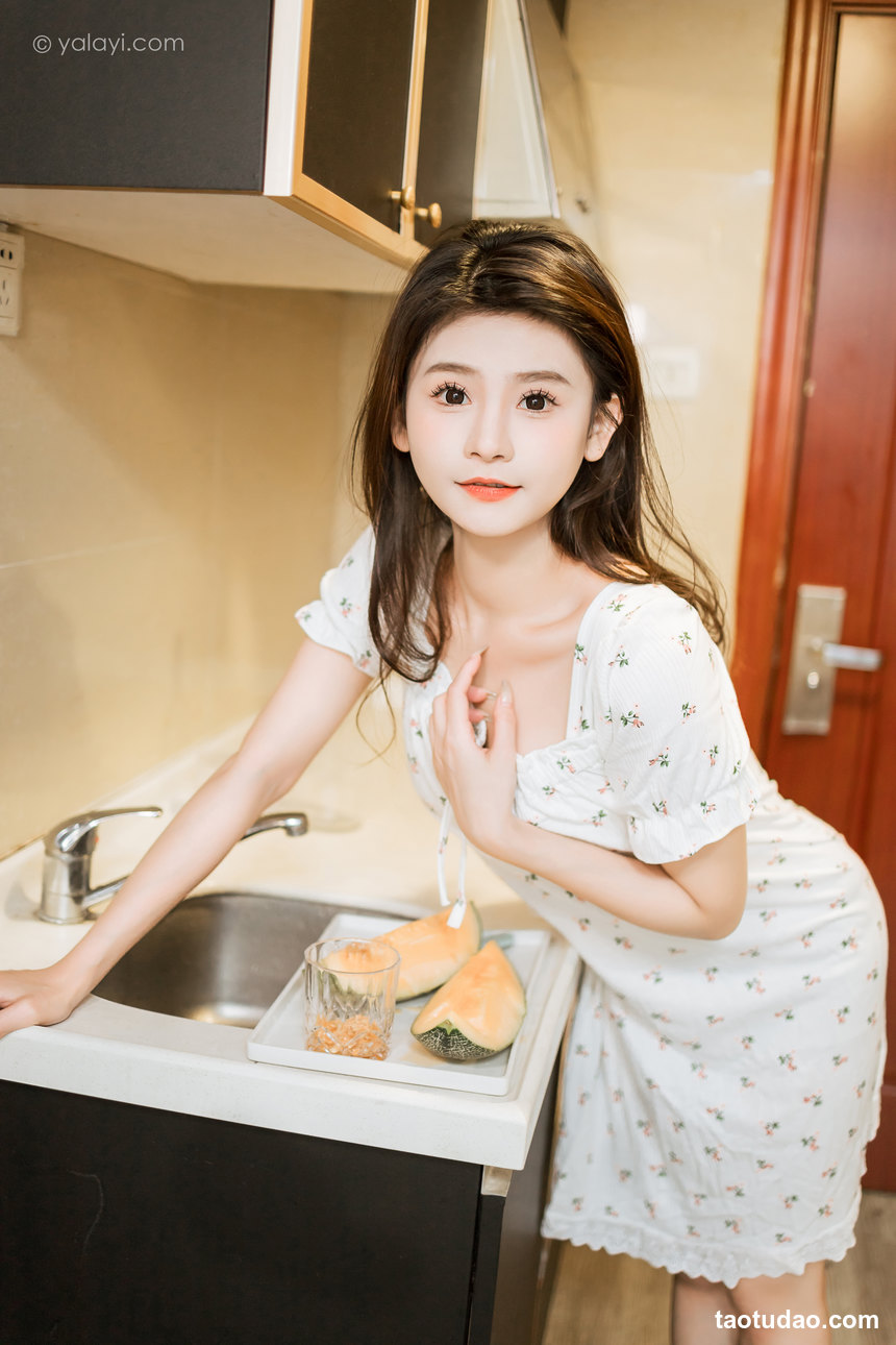 图片[2]-[YALAYI雅拉伊]2023.05.05 NO.1028 请你吃瓜 若婷[45+1P／441MB]-艺库