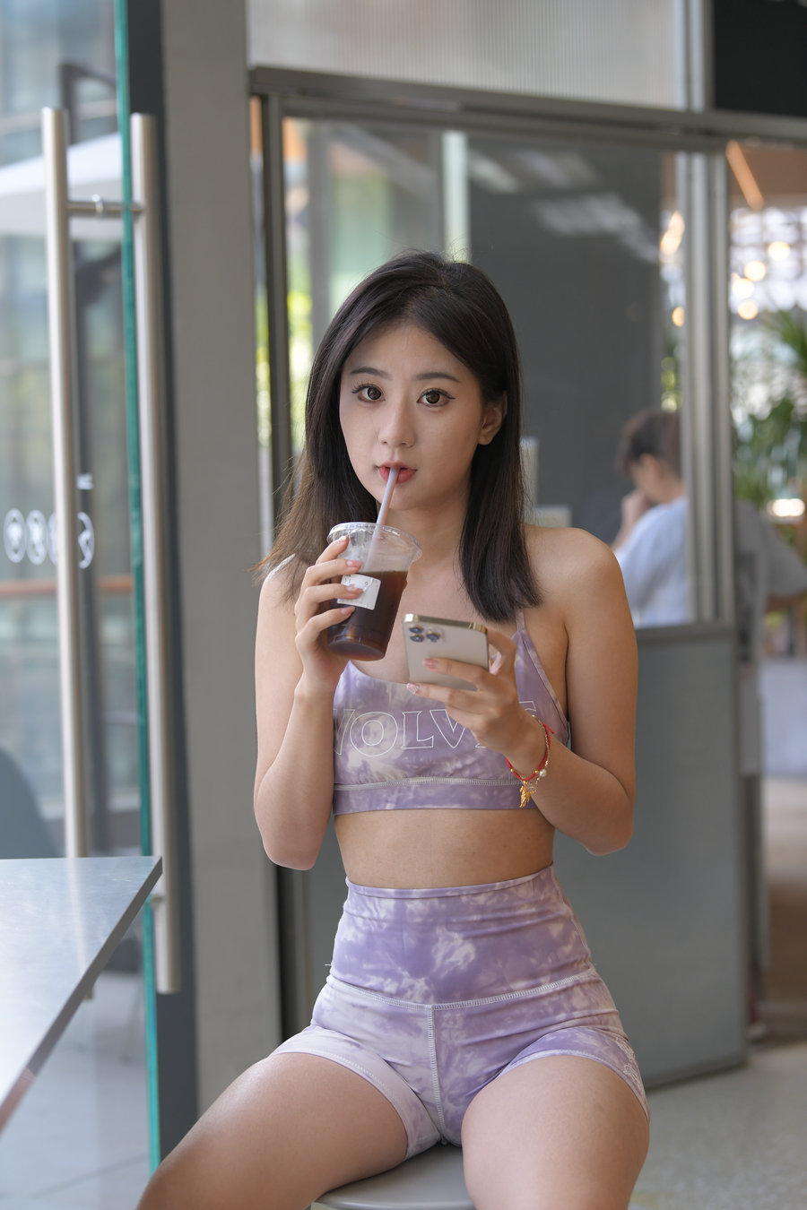 精选街拍 一只麋鹿摄影作品 - 紫粉扎染紧身短裤美眉 / 648P-12.3GB /-艺库