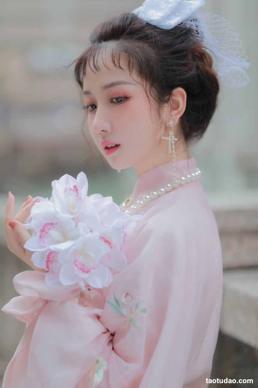 图片[2]-[YITUYU艺图语]2022.06.19 威尼斯 令花羽[22+1P／261MB]-艺库