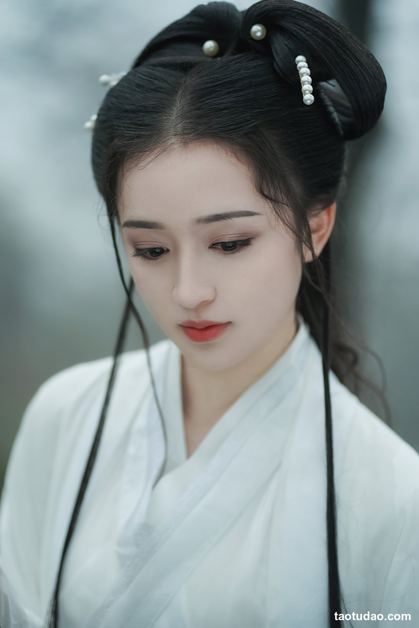 图片[2]-[YITUYU艺图语]2022.07.08 春山记 唐思佳Sylvia[22+1P／145MB]-艺库