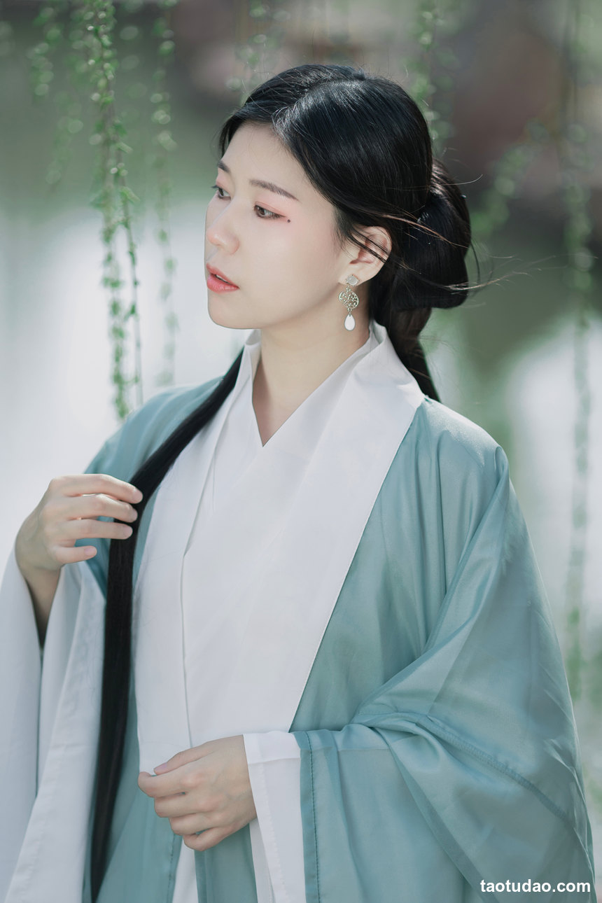 图片[2]-[YITUYU艺图语]2022.07.21 飘摇 暖喜[35+1P／298MB]-艺库