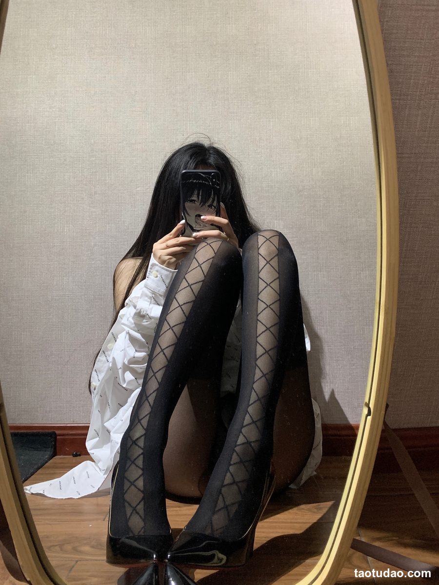 图片[3]-陈佩奇yyyy – 看腿看猪姐 [23P-63MB]-艺库