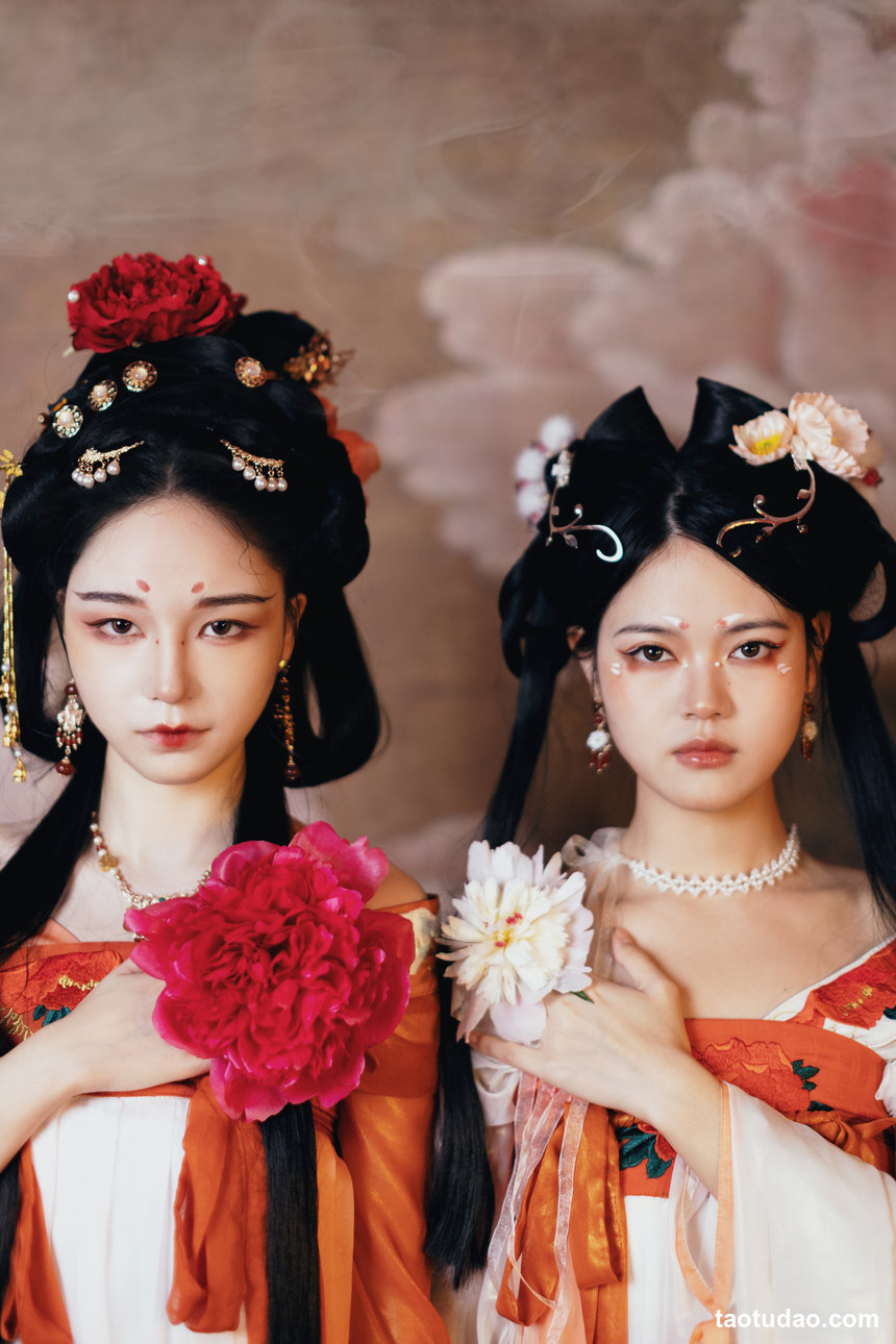 图片[3]-[YITUYU艺图语]2022.06.05 双生狐 秋水[50+1P／630MB]-艺库
