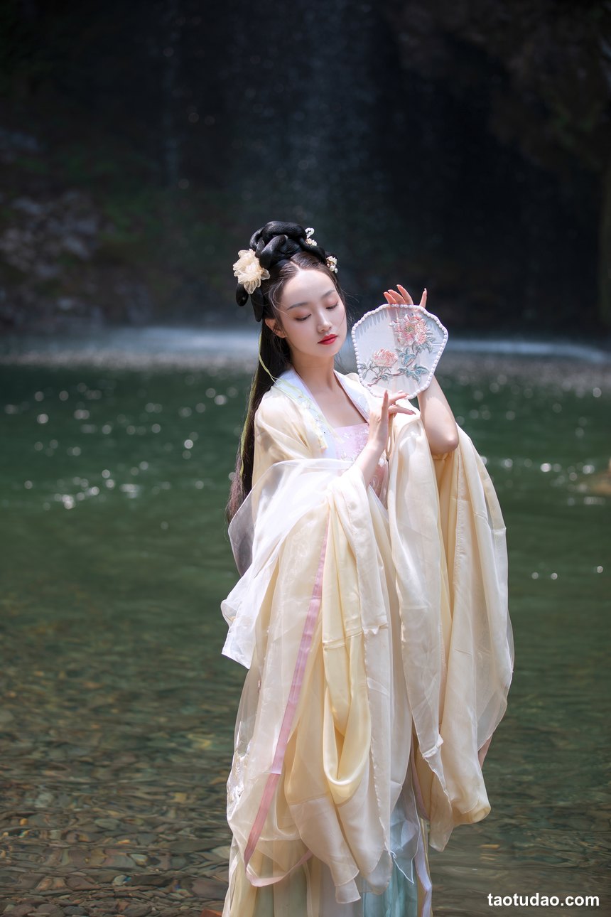 图片[4]-[YITUYU艺图语]2022.09.24 天河 凌子兮[23+1P／419MB]-艺库
