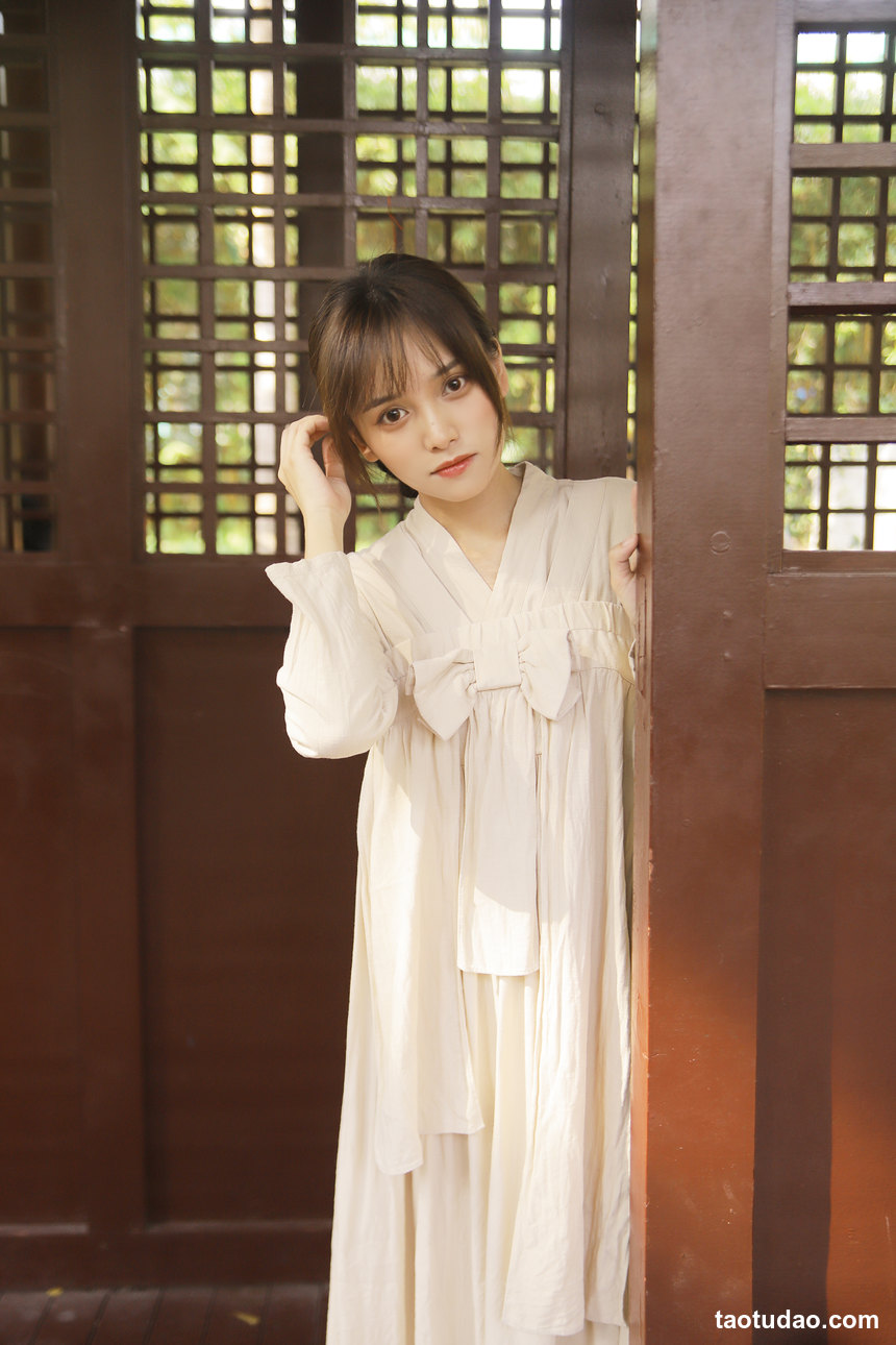 图片[4]-[YITUYU艺图语]2022.09.22 风有约，春不误 诗诗[24+1P／141MB]-艺库
