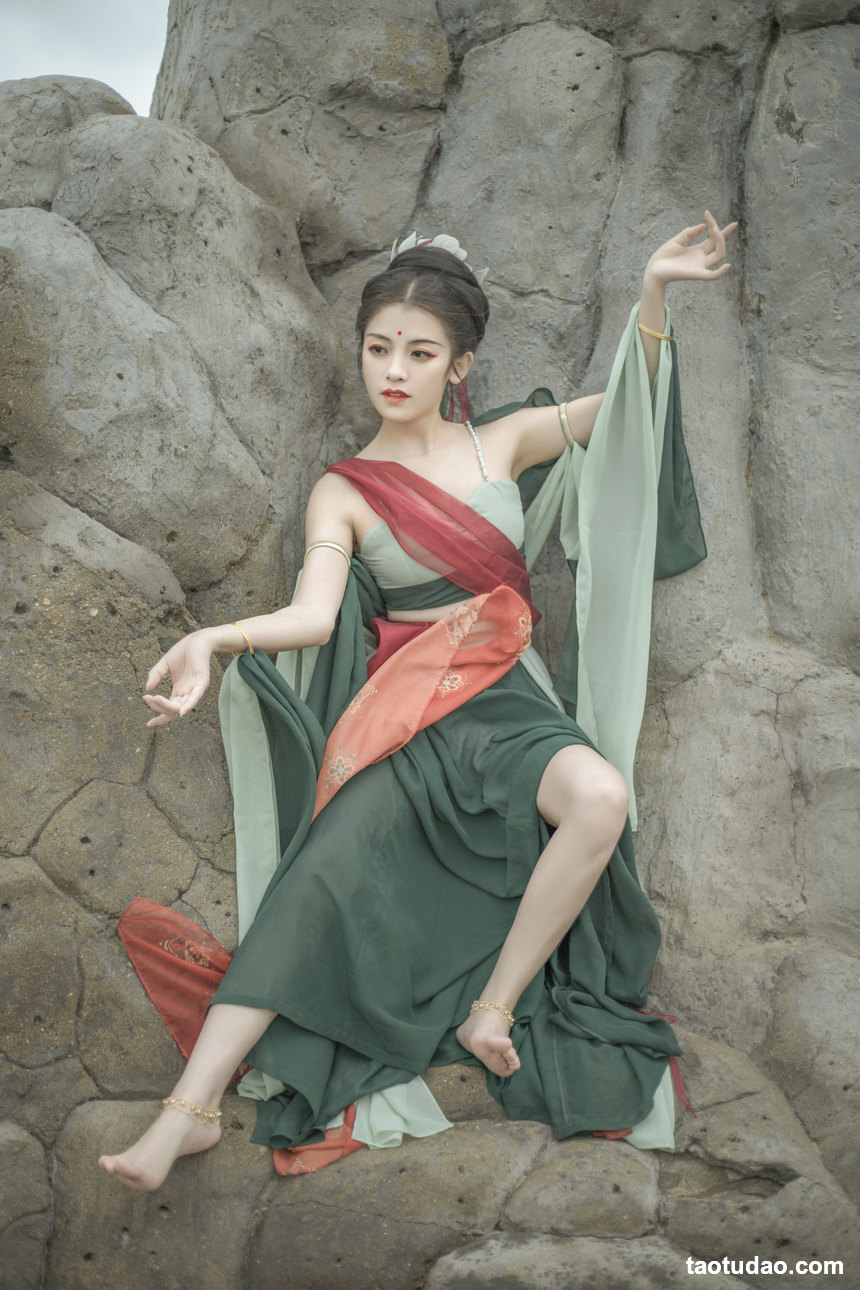 图片[2]-[YITUYU艺图语]2022.05.04 梵境 清沅斋[22+1P／213MB]-艺库