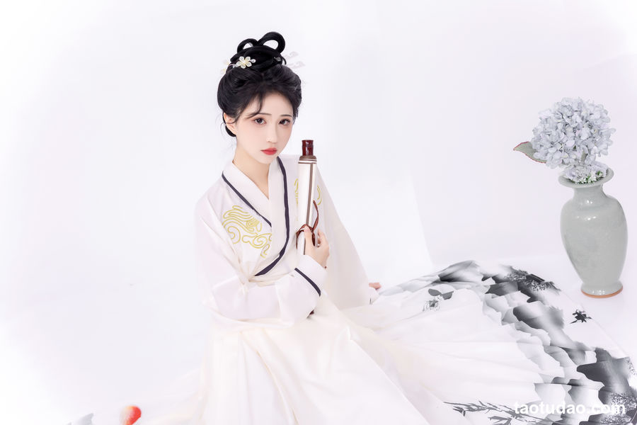 图片[3]-[YITUYU艺图语]2023.02.07 花与剑 绮罗生的小苏苏[27+1P／157MB]-艺库