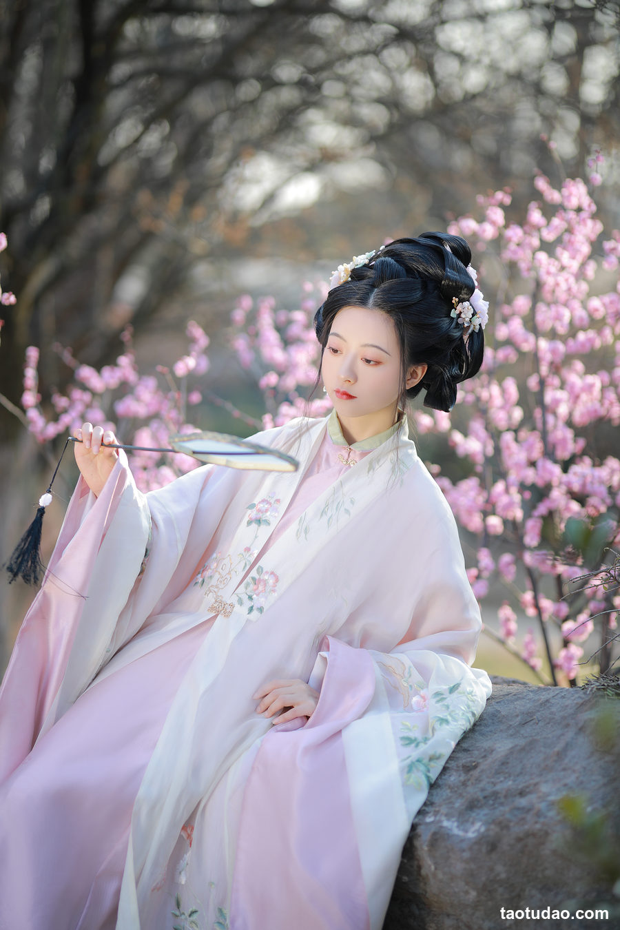 图片[3]-[YITUYU艺图语]2023.02.21 安之若命 YunFleur[32+1P／734MB]-艺库