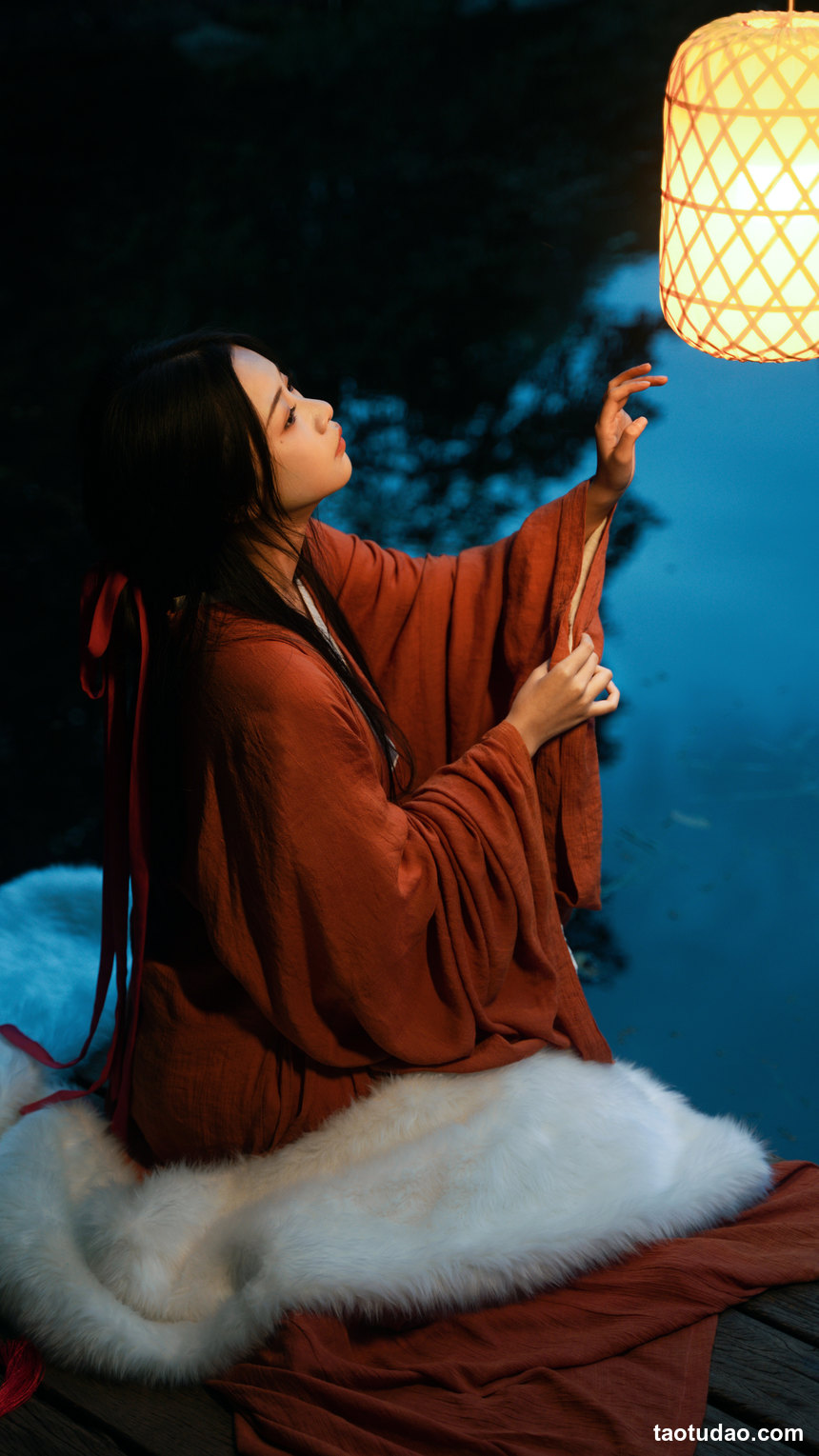 图片[4]-[YITUYU艺图语]2022.12.14 她像月光一样清冷 旺旺小小舒[24+1P／309MB]-艺库