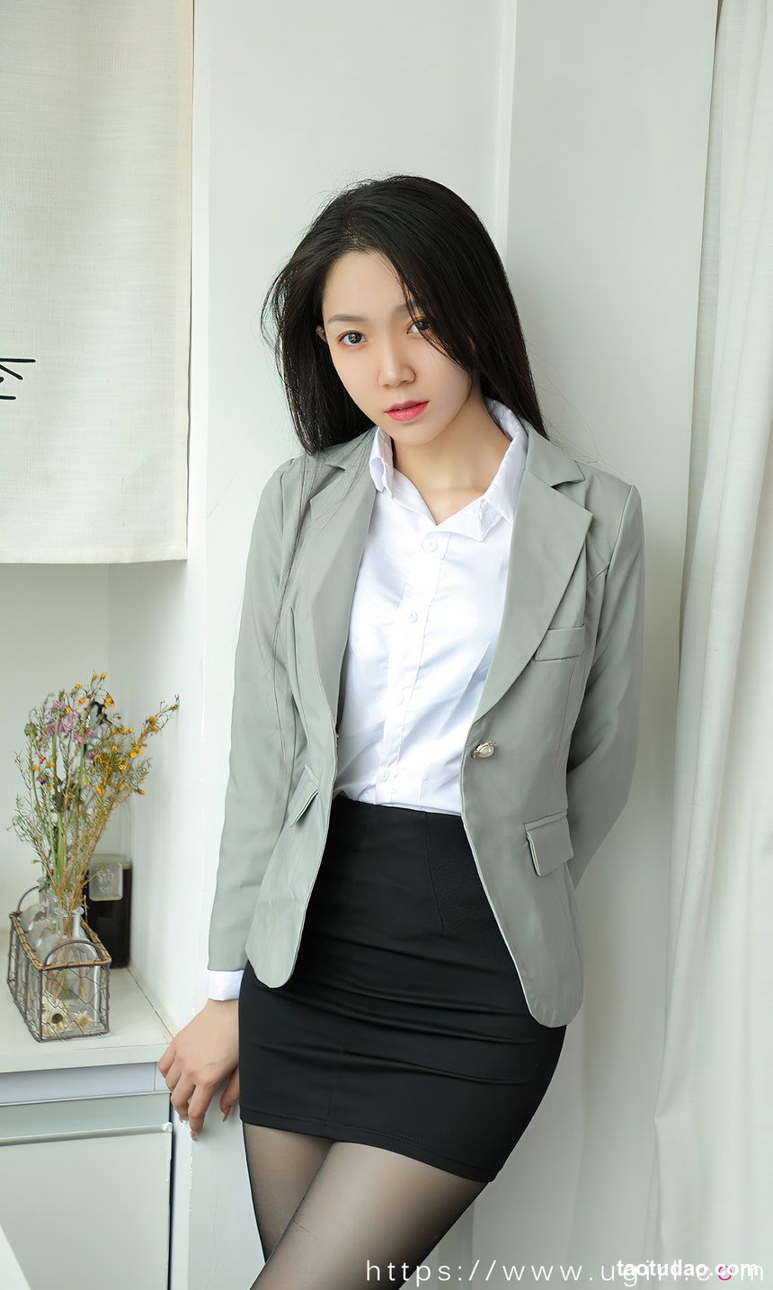 图片[3]-[Ugirls尤果网]爱尤物 2022.11.11 No.2452 醒了的梦 尤果合辑 [35P]-艺库