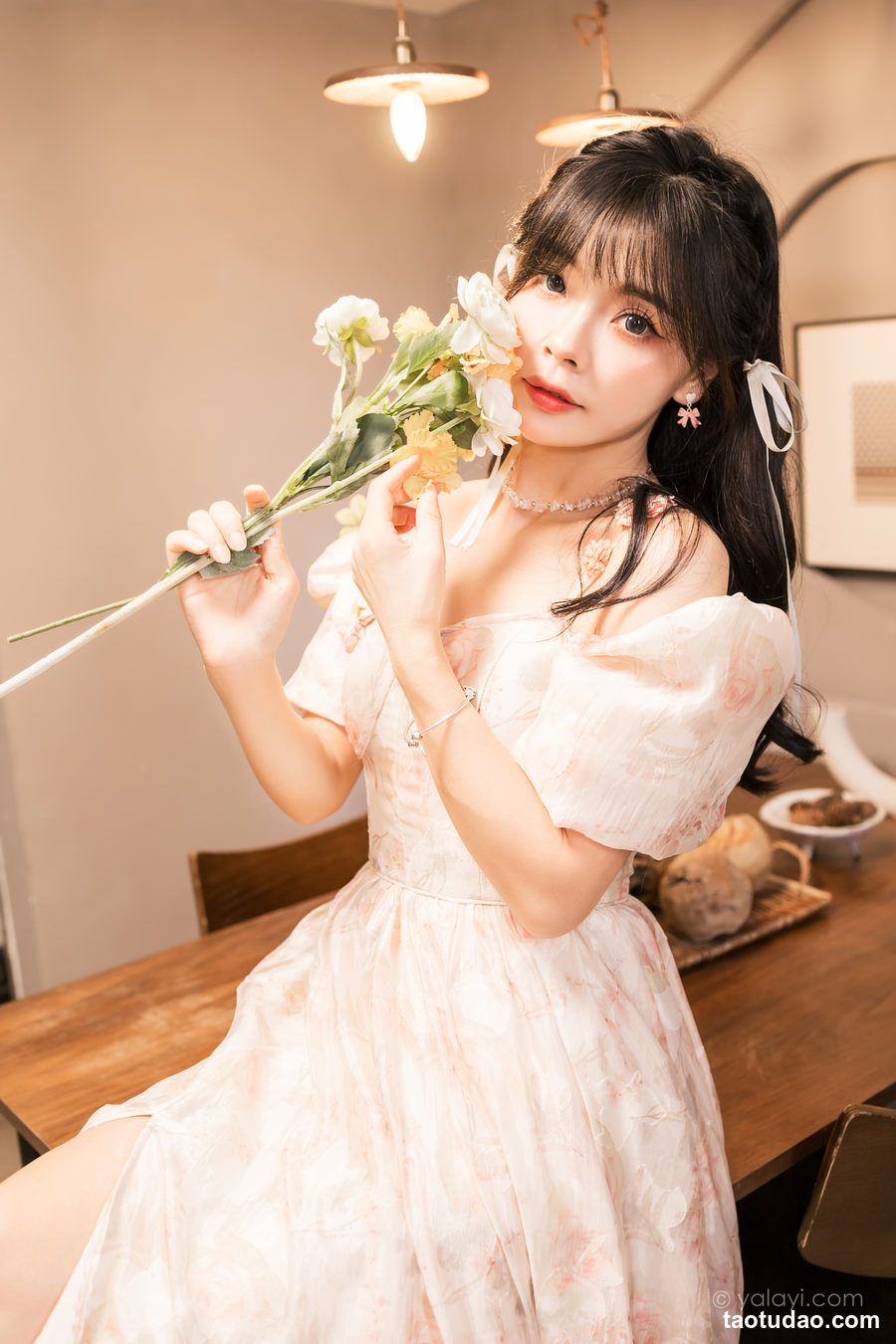 图片[3]-[YALAYI雅拉伊]2023.11.01 NO.1085 一 小花裙少女 程小蝶[45+1P／236MB]-艺库