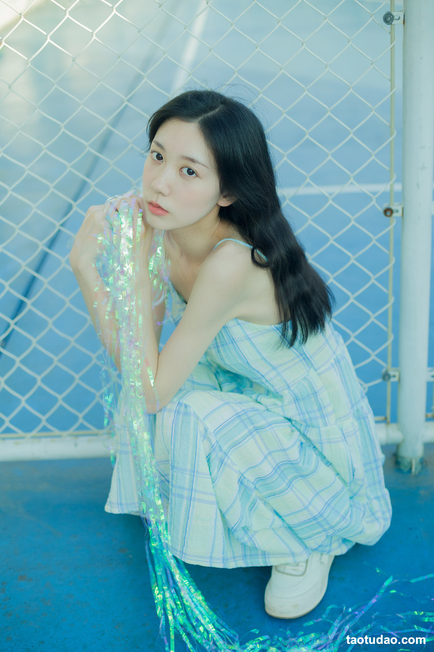 图片[2]-[YITUYU艺图语]2022.08.17 透明 饲猫少女-[35+1P／329MB]-艺库
