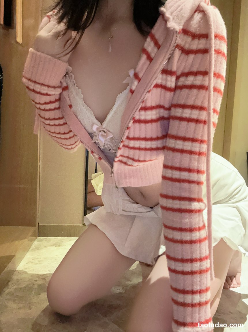 图片[2]-桜桃喵 – 条纹毛衣 [22P-98MB]-艺库