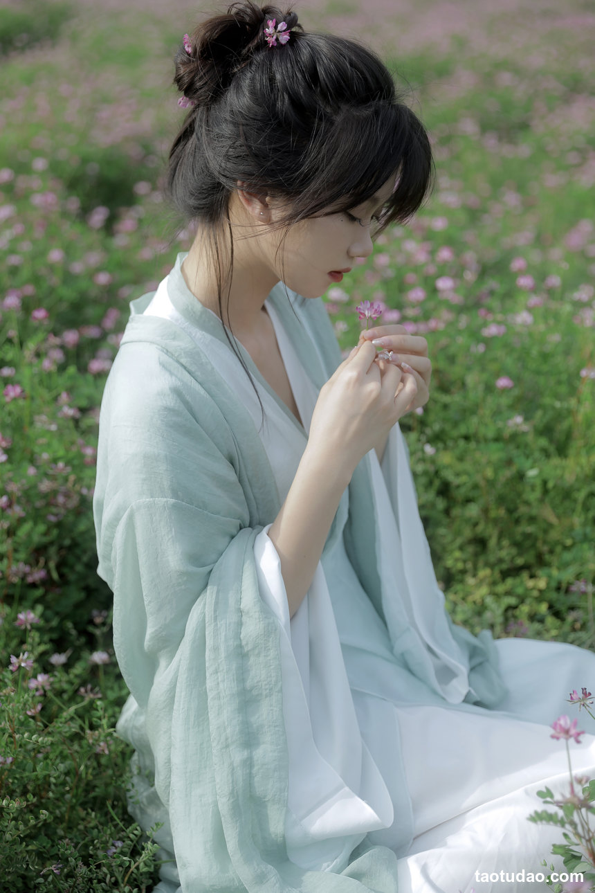 图片[3]-[YITUYU艺图语]2022.05.31 一跃落入紫云英 聂十三[19+1P／115MB]-艺库
