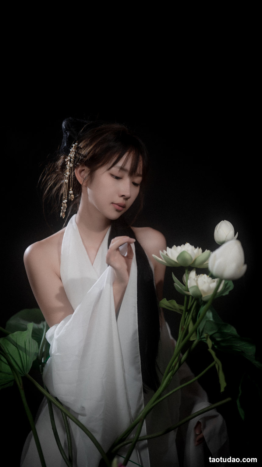 图片[4]-[YITUYU艺图语]2022.08.29 荷思 筱雯[56+1P／281MB]-艺库