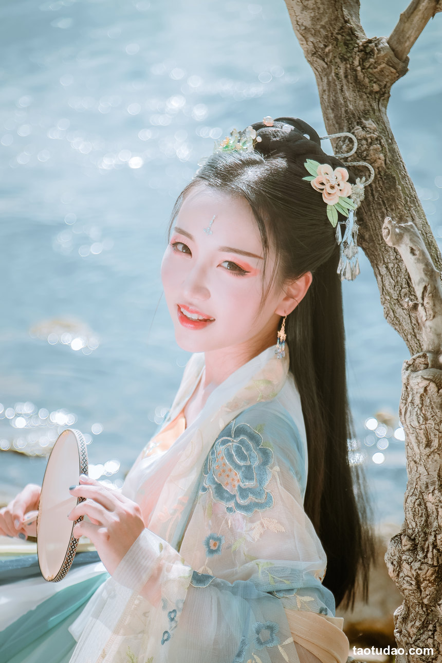 图片[4]-[YITUYU艺图语]2022.01.29 清水出芙蓉 Julie[22+1P／308MB]-艺库