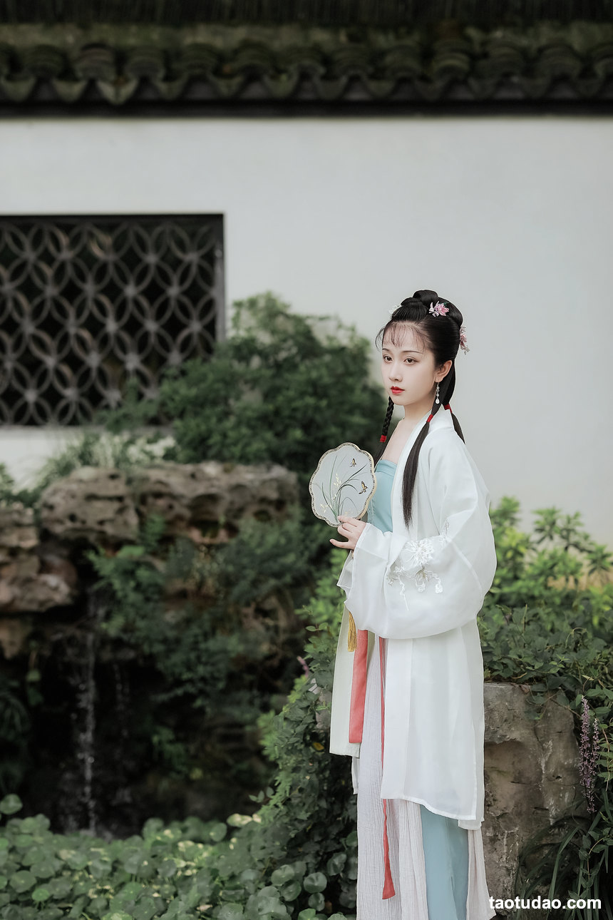 图片[2]-[YITUYU艺图语]2022.05.08 潇湘妃子 令花羽[21+1P／351MB]-艺库