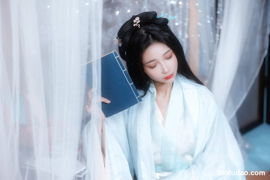 图片[2]-[YITUYU艺图语]2023.04.07 春日梦 绮罗生的小苏苏[28+1P／251MB]-艺库