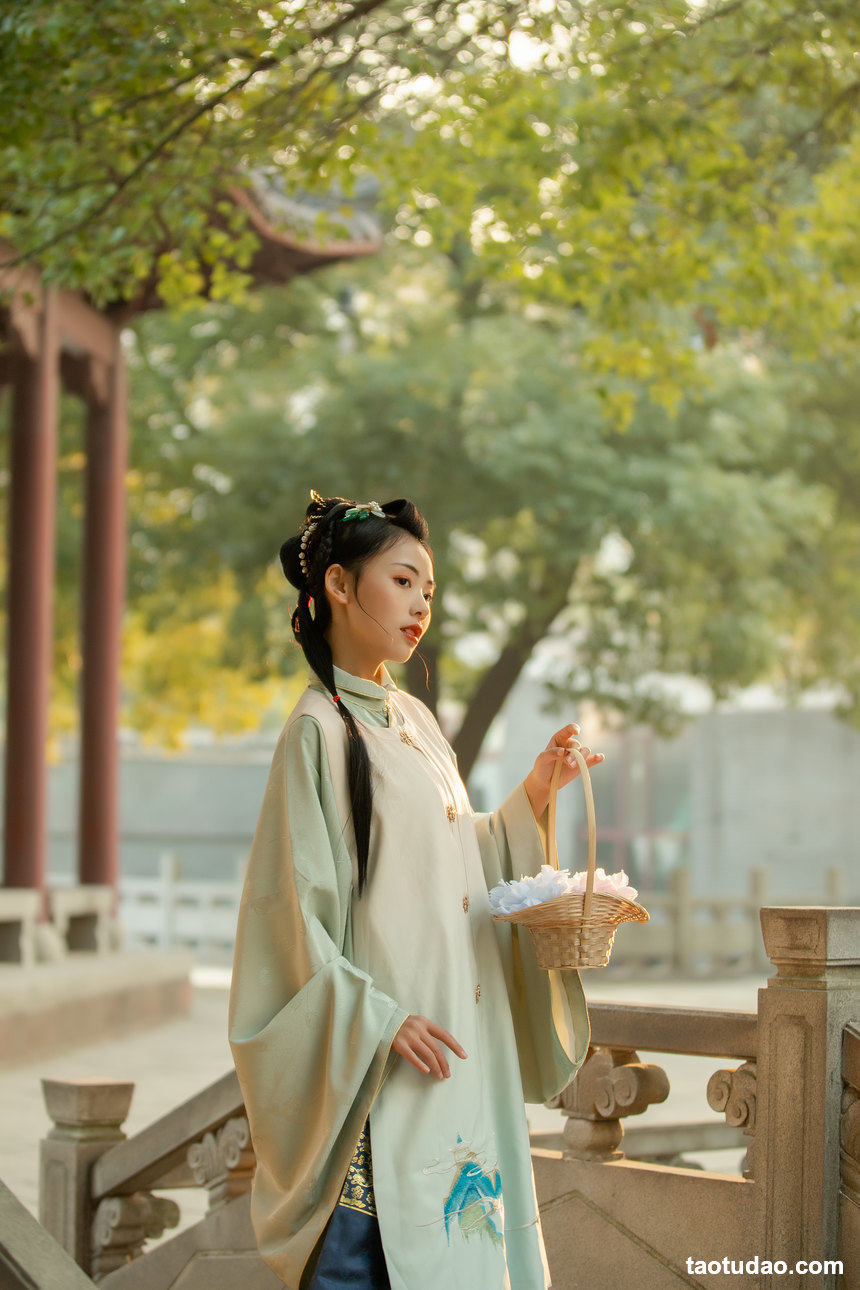 图片[2]-[YITUYU艺图语]2022.08.28 春雨杏花急急落 日落欣橙[26P／422MB]-艺库