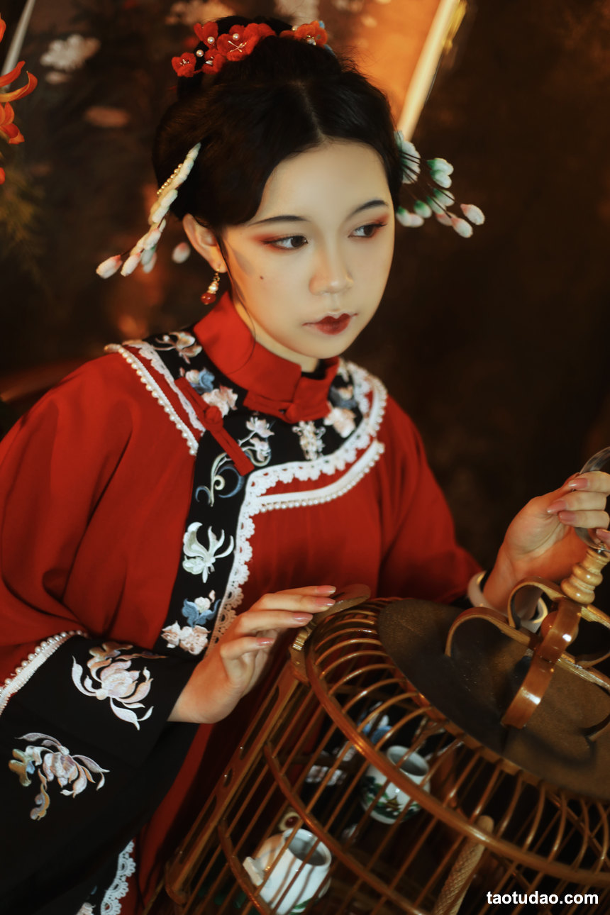 图片[2]-[YITUYU艺图语]2022.08.19 海棠 一只高高[27+1P／355MB]-艺库
