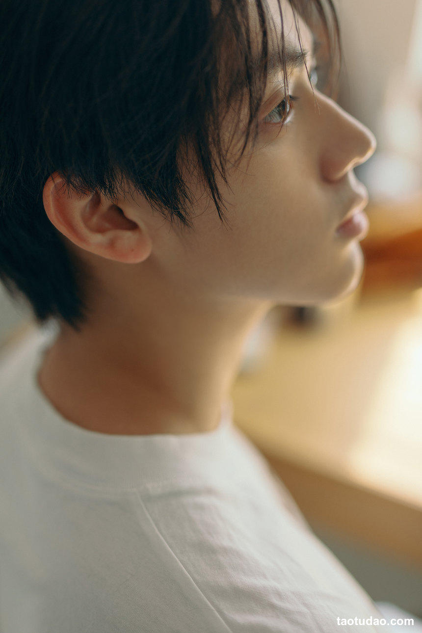 图片[3]-[YITUYU艺图语]2022.11.10 午后的自己 小潘同学ne[26+1P／346MB]-艺库