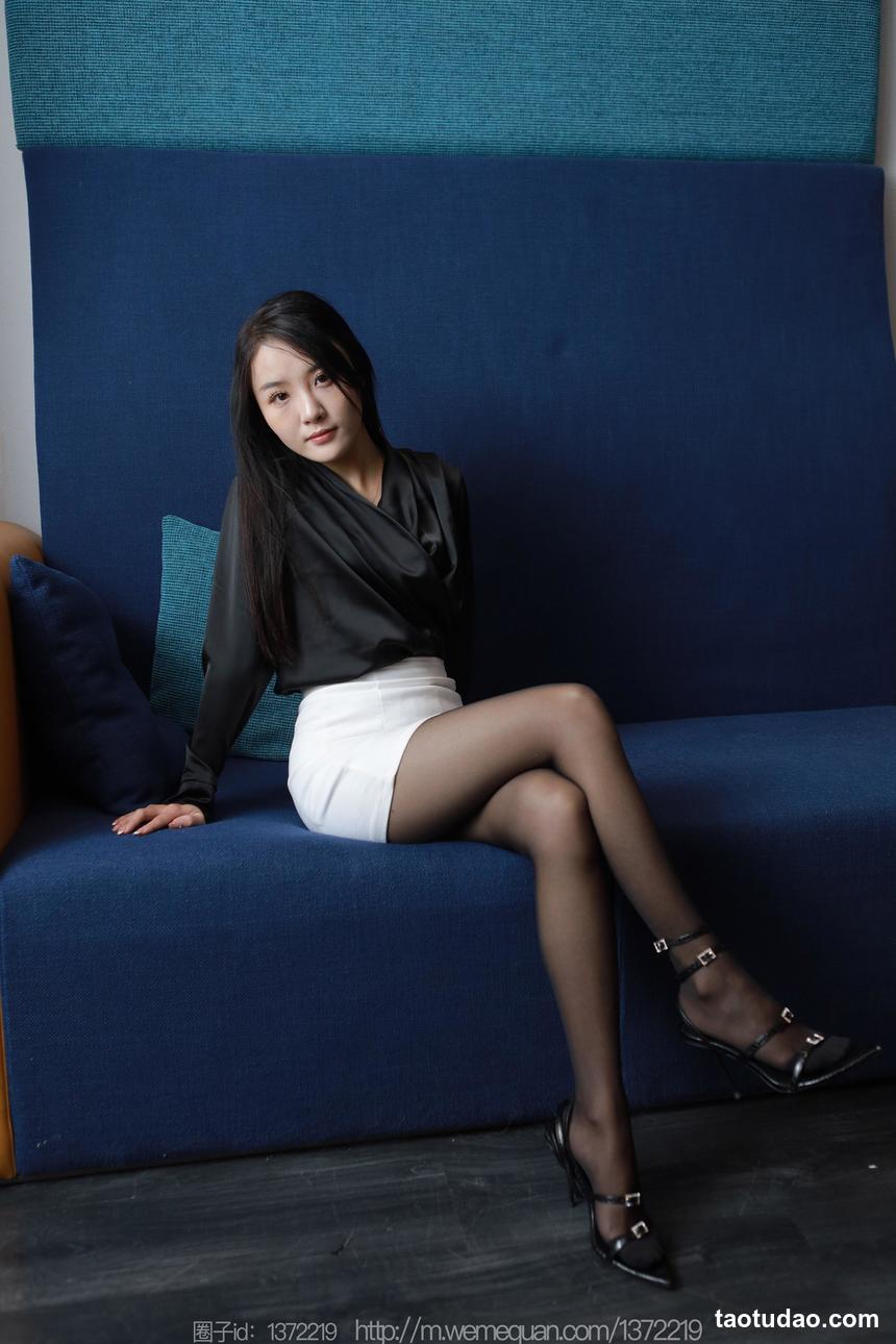 图片[4]-[IESS异思趣向] 2023.01.21 丝享家 1336 婉萍《房间里的OL》[89P-87.9M]-艺库