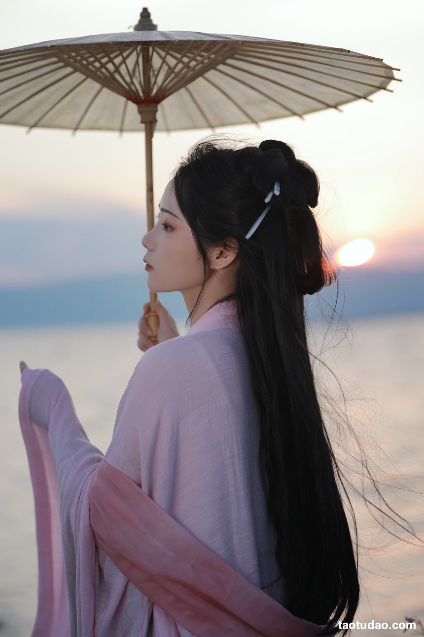 图片[3]-[YITUYU艺图语]2022.08.30 人间烟火色 落花人独立[32+1P／619MB]-艺库