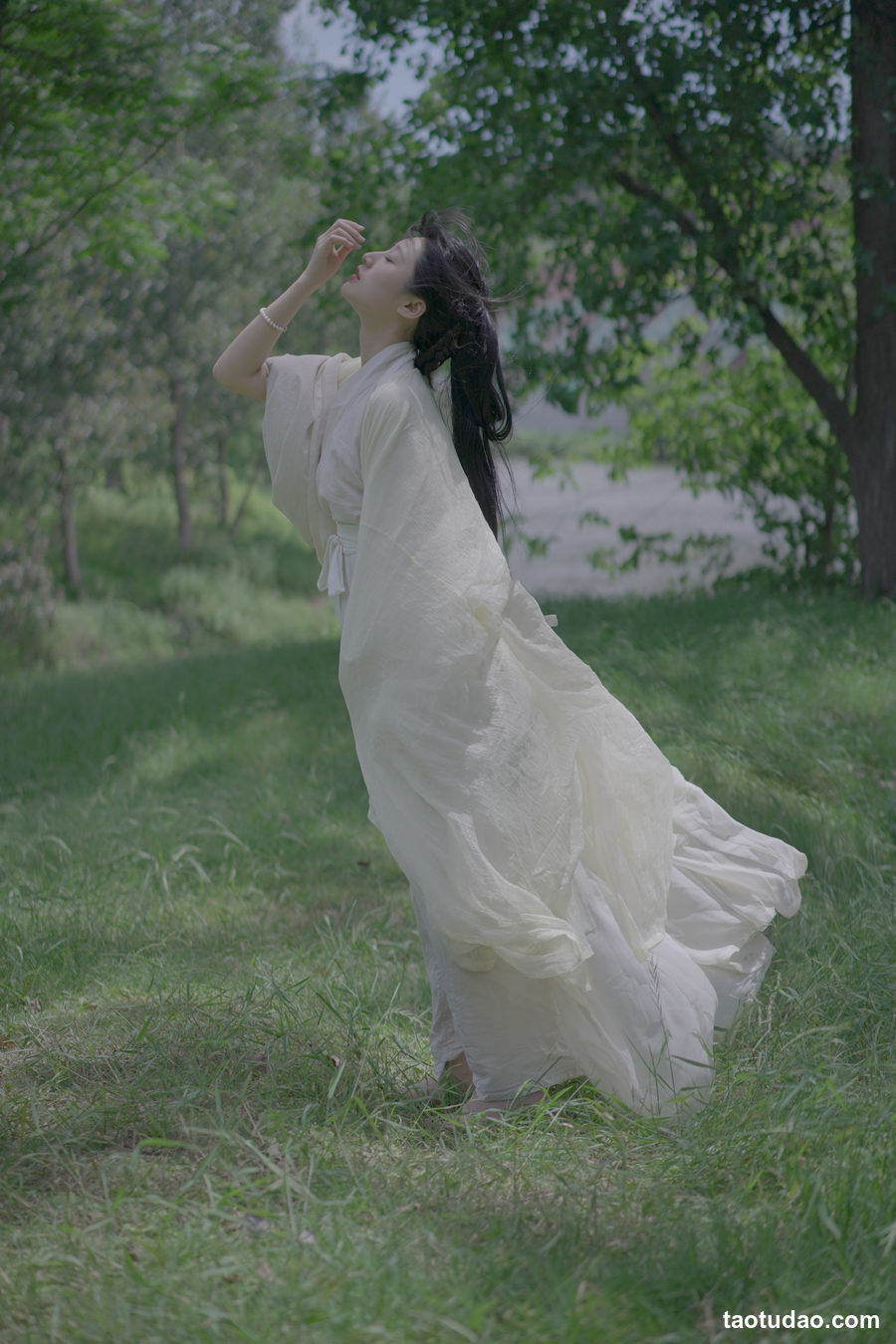图片[4]-[YITUYU艺图语]2023.03.13 春 银河三千里[22+1P／276MB]-艺库