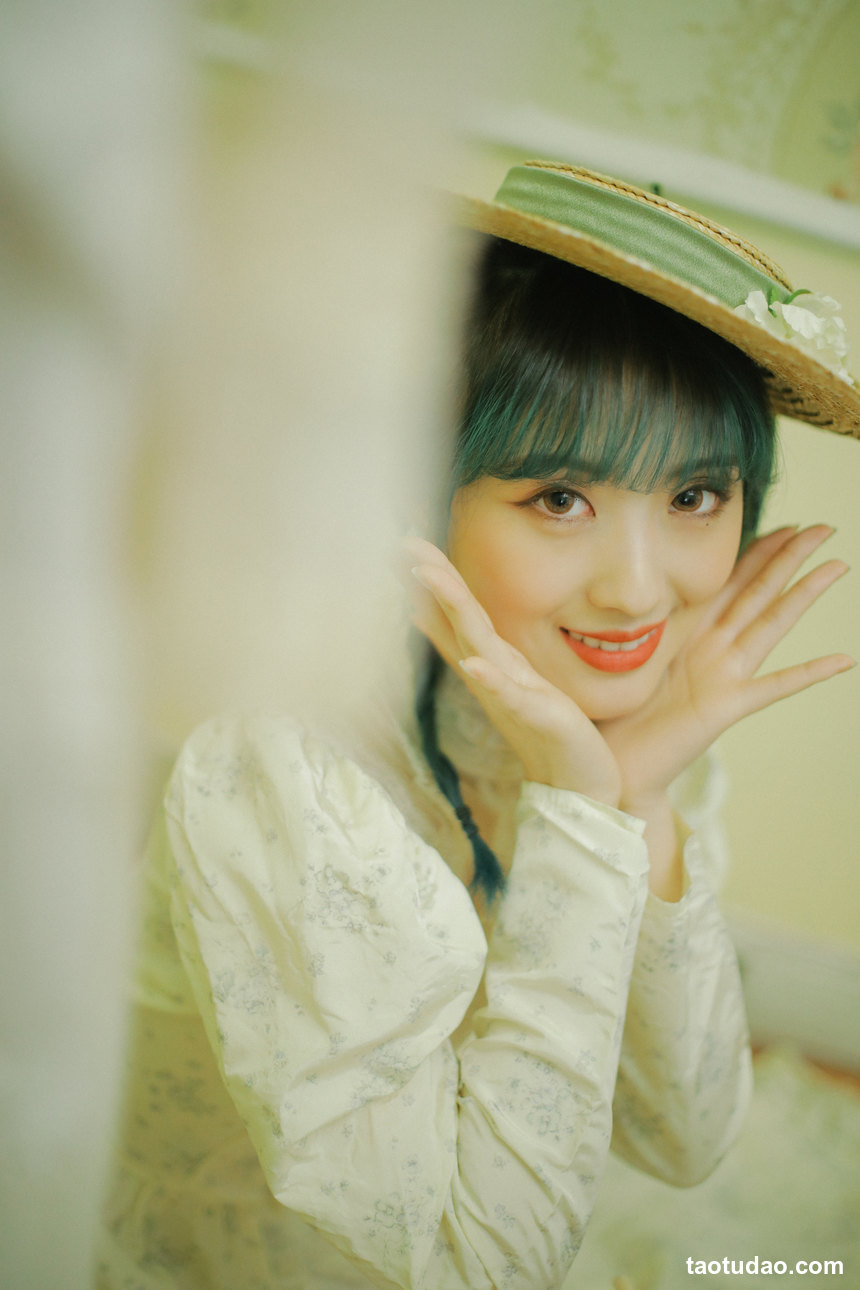 图片[2]-[YITUYU艺图语]2022.11.28 茶花语 小曹[25+1P／308MB]-艺库