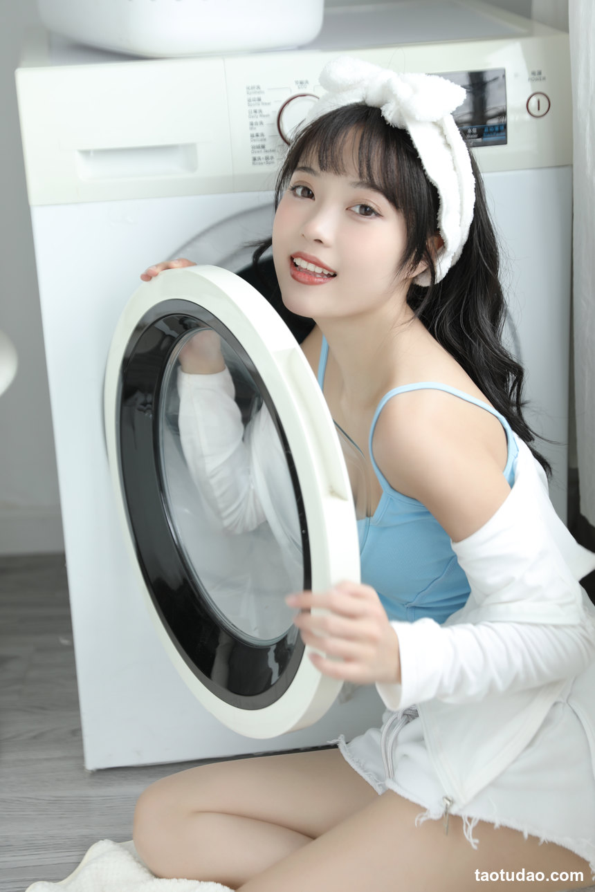图片[2]-[YITUYU艺图语]2022.09.20 夏日酣甜午后 小薇人儿[36+1P／263MB]-艺库