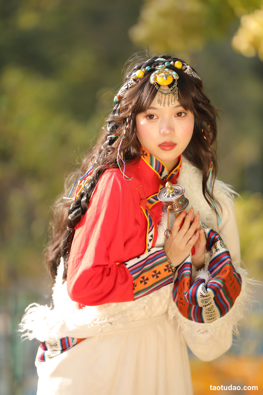 图片[2]-[YITUYU艺图语]2022.11.11 小卓玛 小薇人儿[32+1P／380MB]-艺库