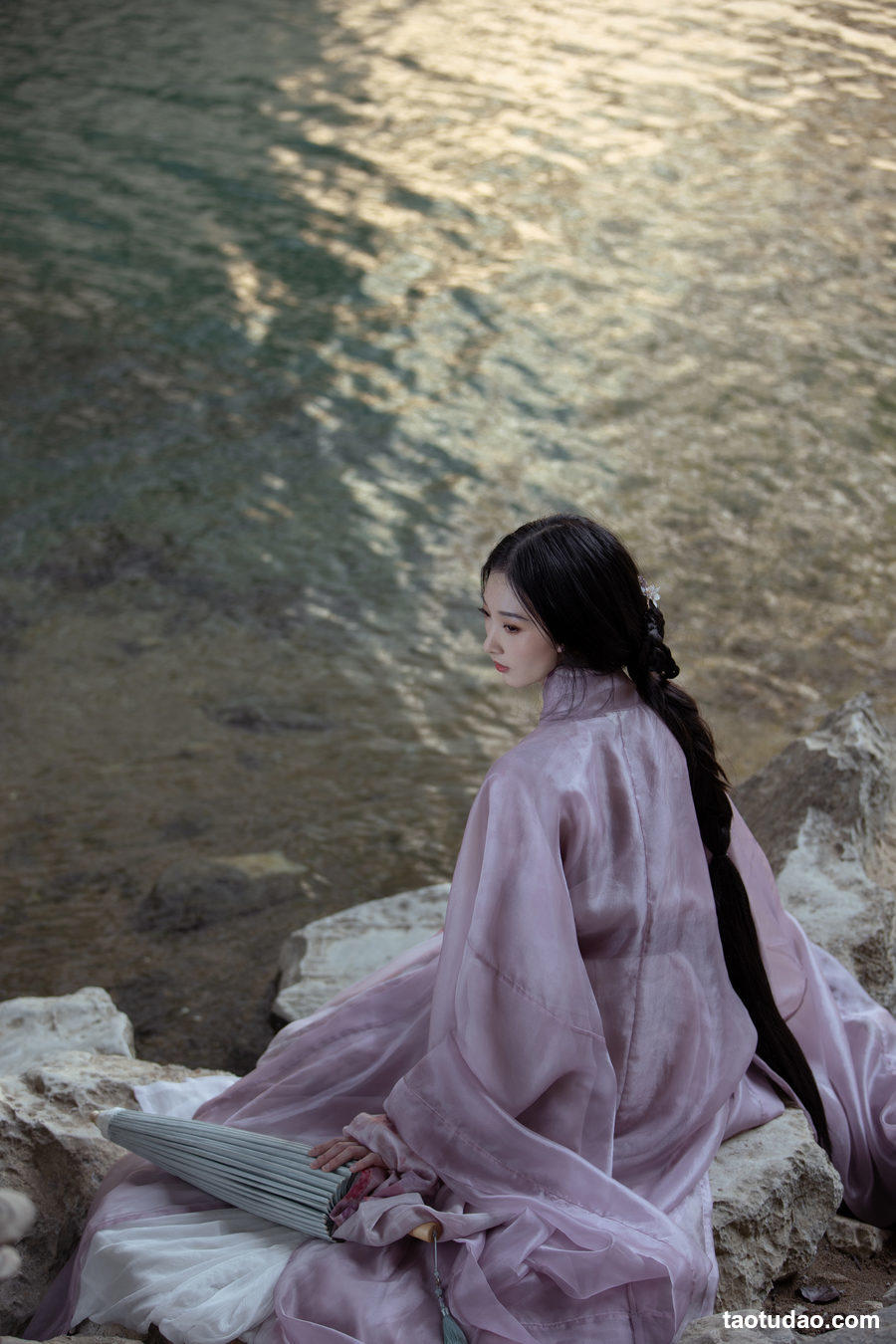 图片[4]-[YITUYU艺图语]2023.03.16 情知 阿moon[31+1P／330MB]-艺库