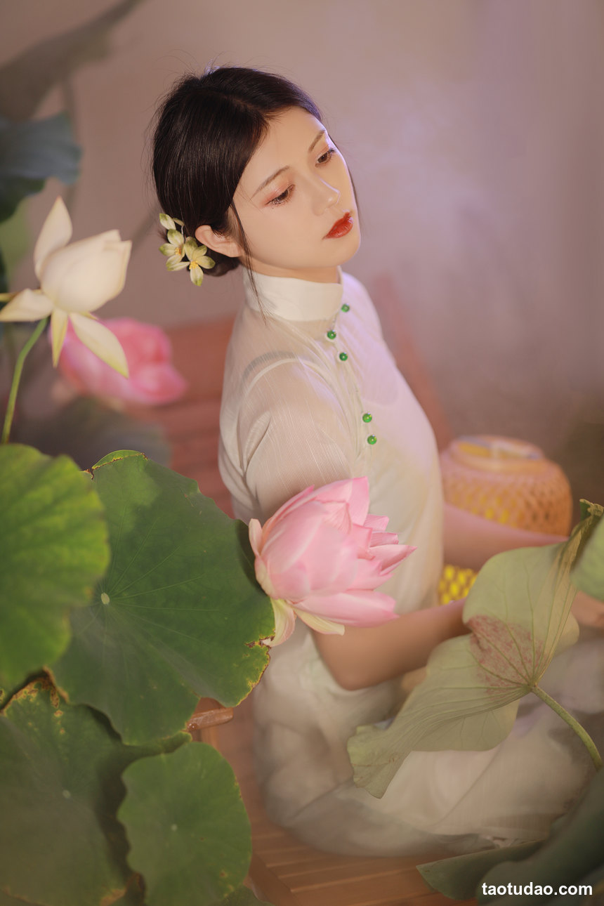 图片[2]-[YITUYU艺图语]2022.09.24 入目无别人 吾岁[24+1P／509MB]-艺库