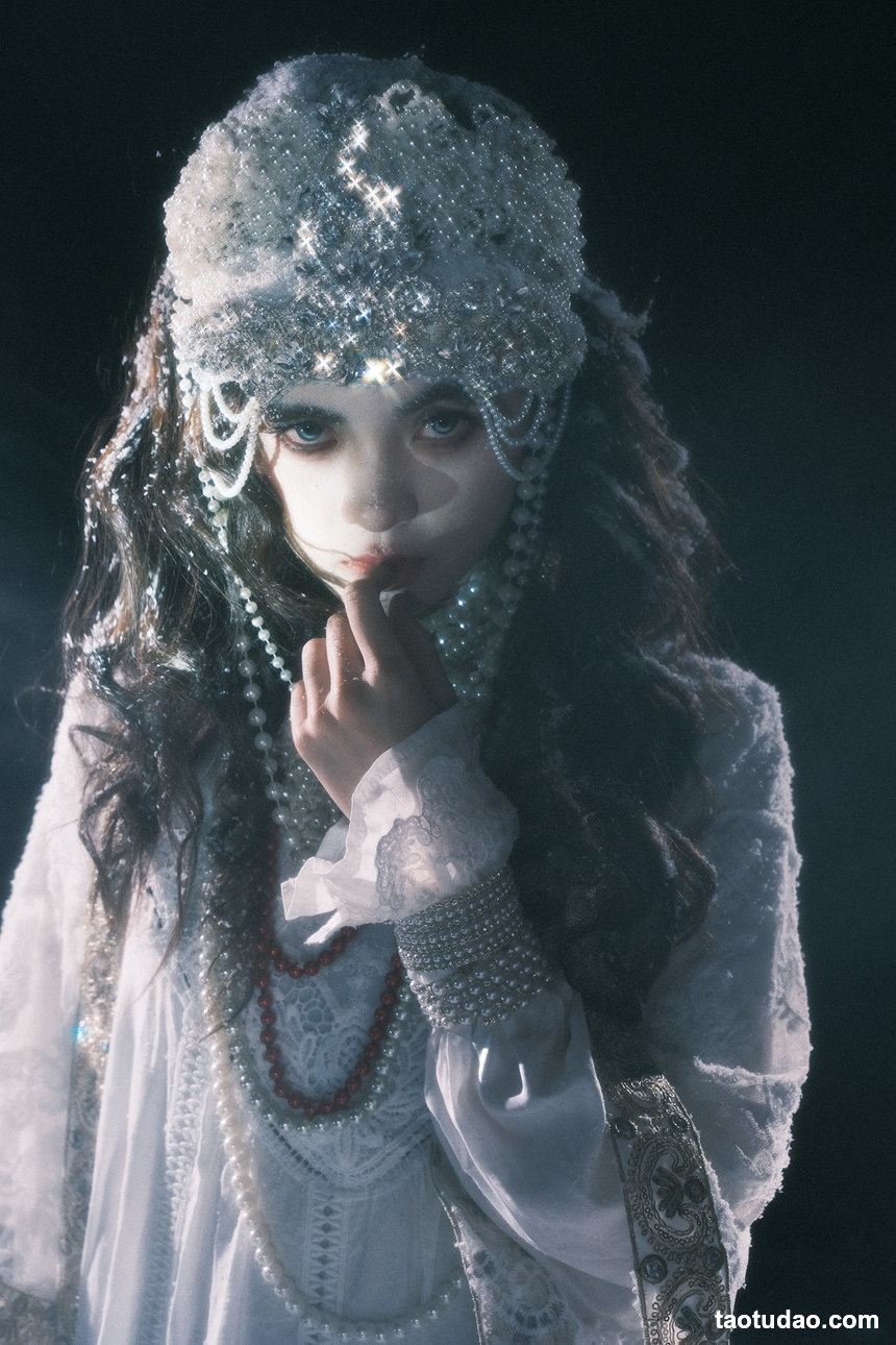 图片[3]-[YITUYU艺图语]2022.12.24 她是龙 Linglingxue_[28+1P／209MB]-艺库