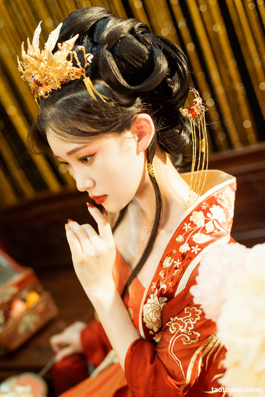 图片[2]-[YITUYU艺图语]2022.09.05 红衣娘子 相望回首喵喵喵[47+1P／452MB]-艺库