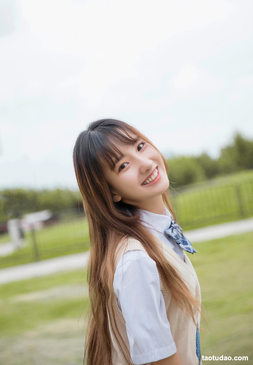 图片[2]-[YITUYU艺图语]2022.06.17 属于JK的夏天 Ria李礼礼[30+1P／480MB]-艺库