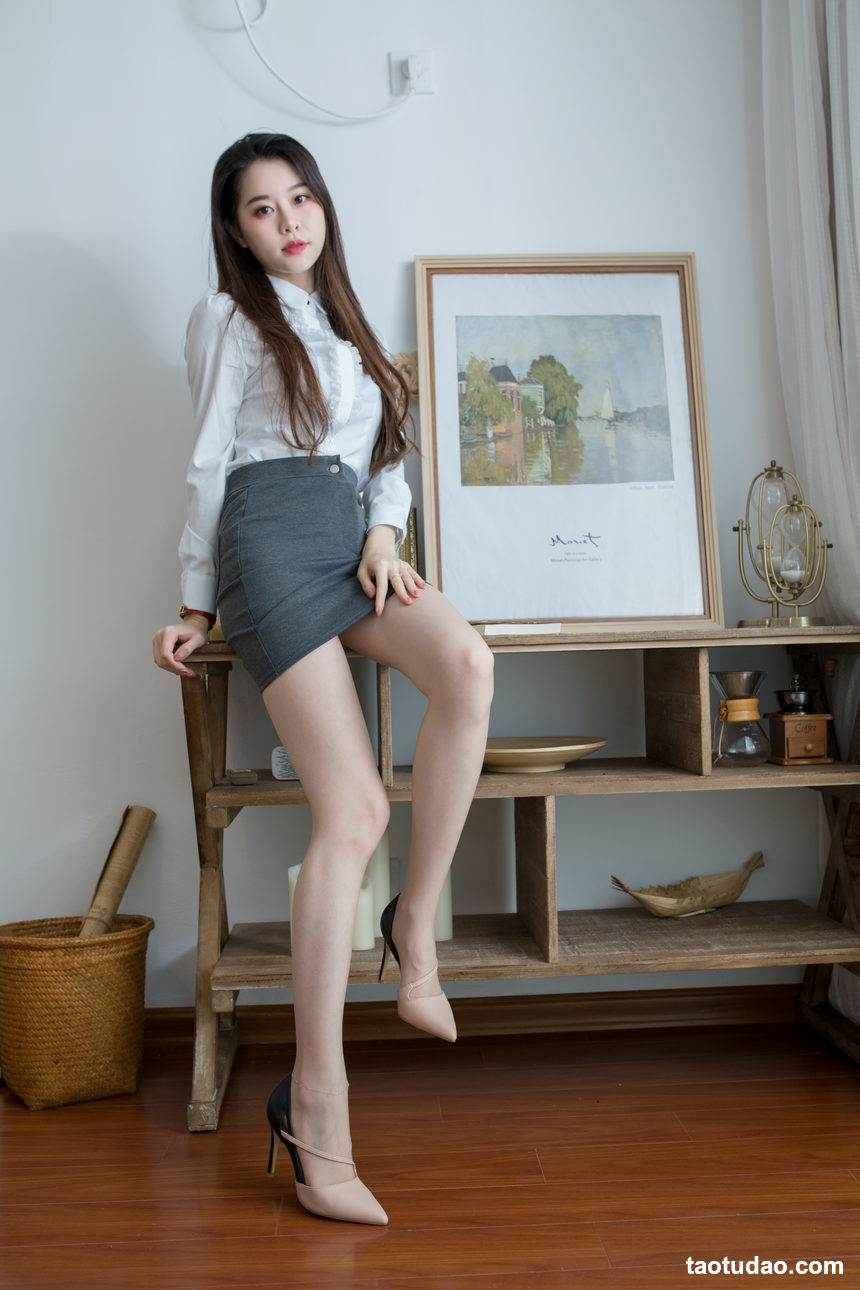 图片[4]-Sia不吃鱼 – 精致OL [131P-1.23GB]-艺库