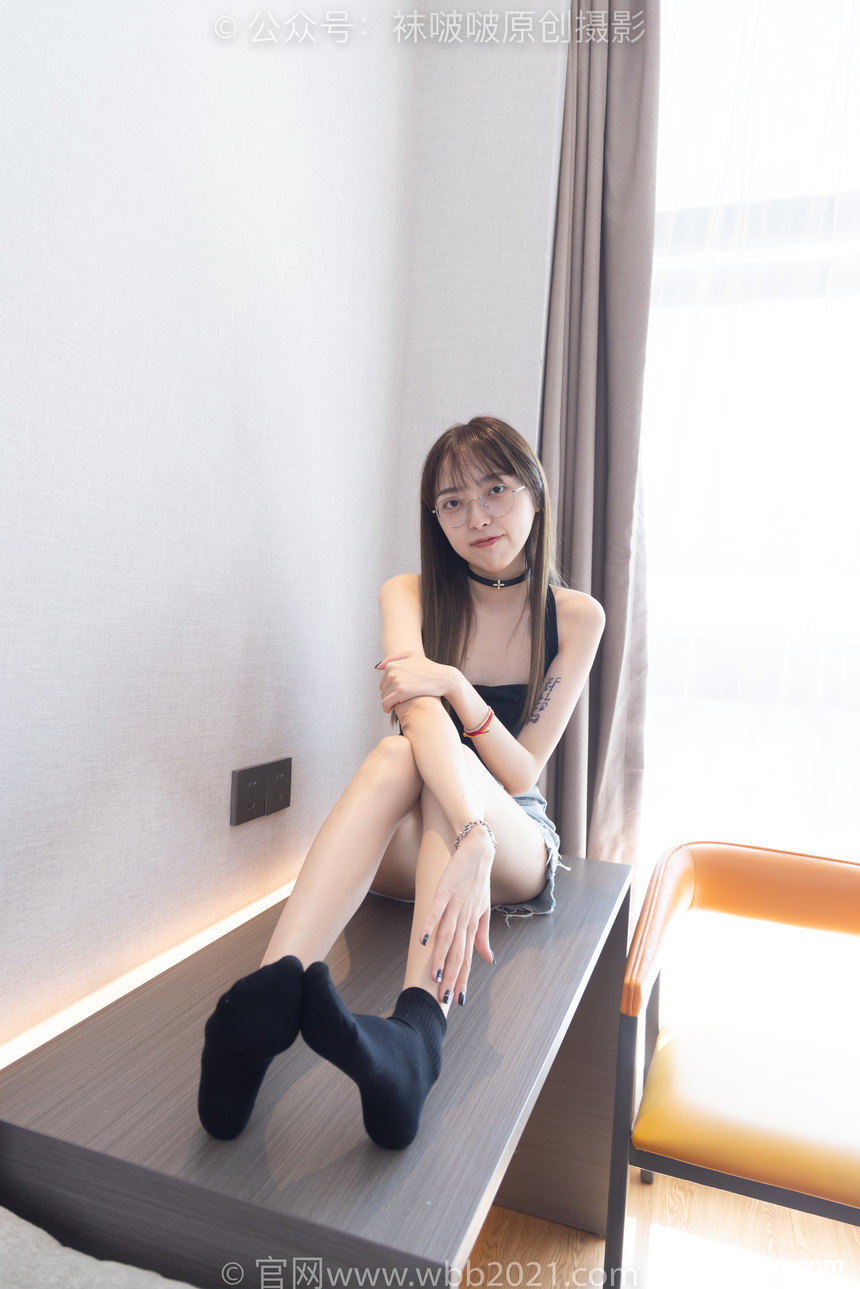 图片[4]-[BoBoSocks袜啵啵]NO.291 稚予-长靴、板鞋、白棉袜、黑棉袜、裸足[145P+1V／5.34GB]-艺库