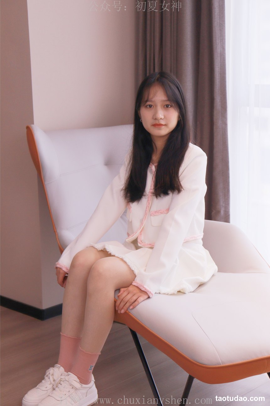 图片[4]-初夏女神 NO.020 沙沙 S码粉白色套搭配小白鞋[104P+1V／6.39GB]-艺库