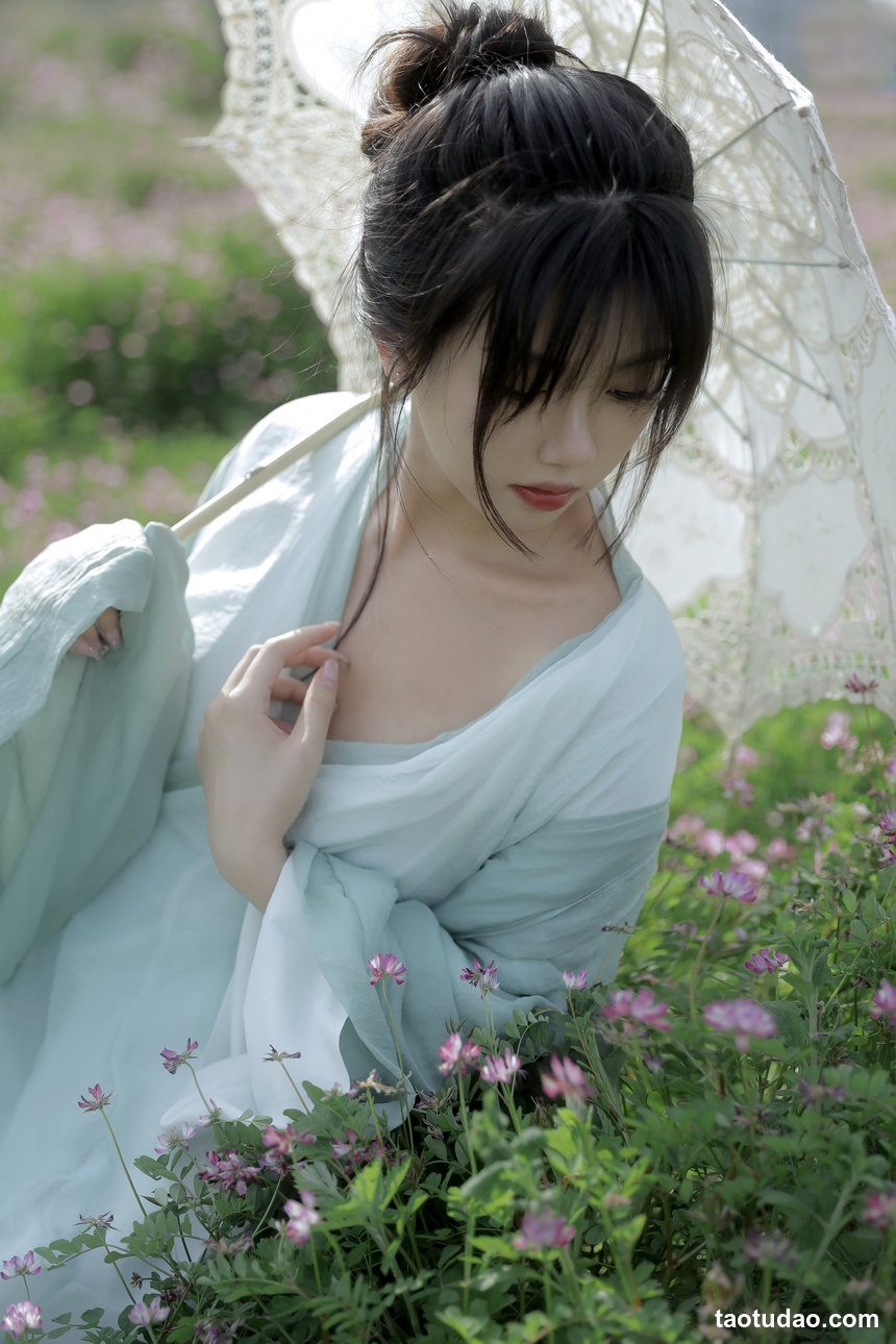 图片[2]-[YITUYU艺图语]2022.05.31 一跃落入紫云英 聂十三[19+1P／115MB]-艺库