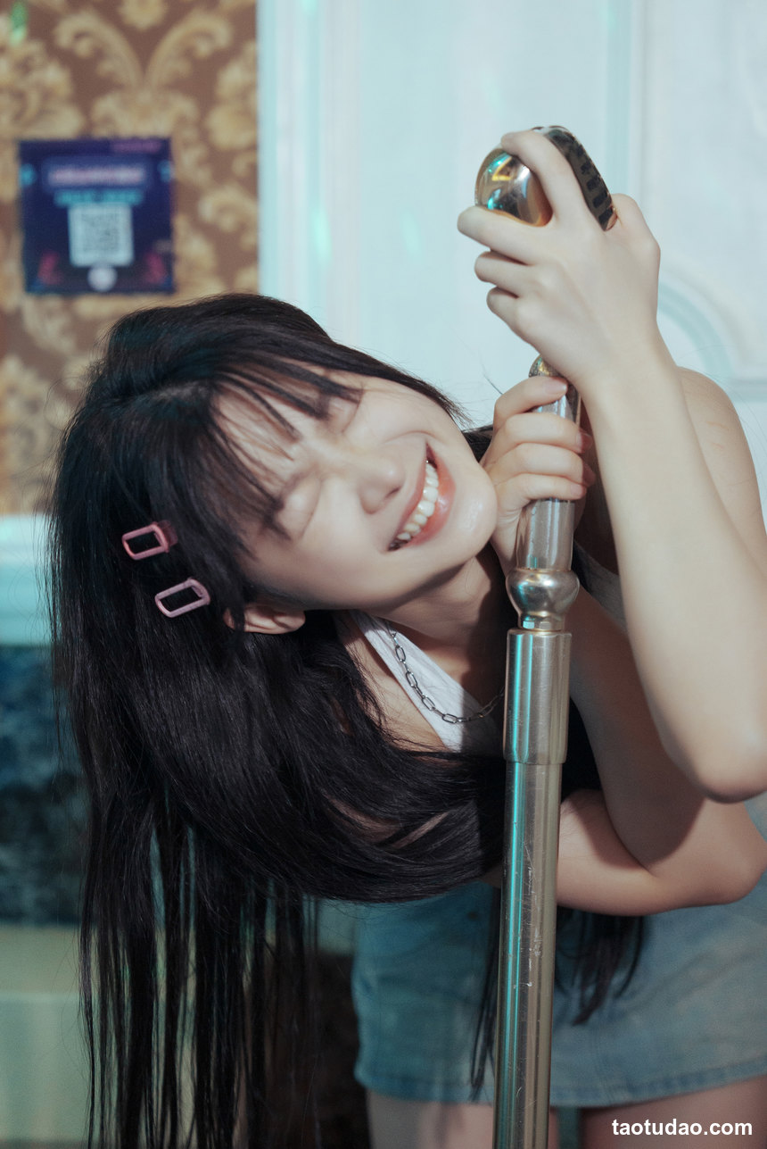 图片[4]-[YITUYU艺图语]2022.09.18 欢唱KTV，麦霸现场 七七[32+1P／337MB]-艺库