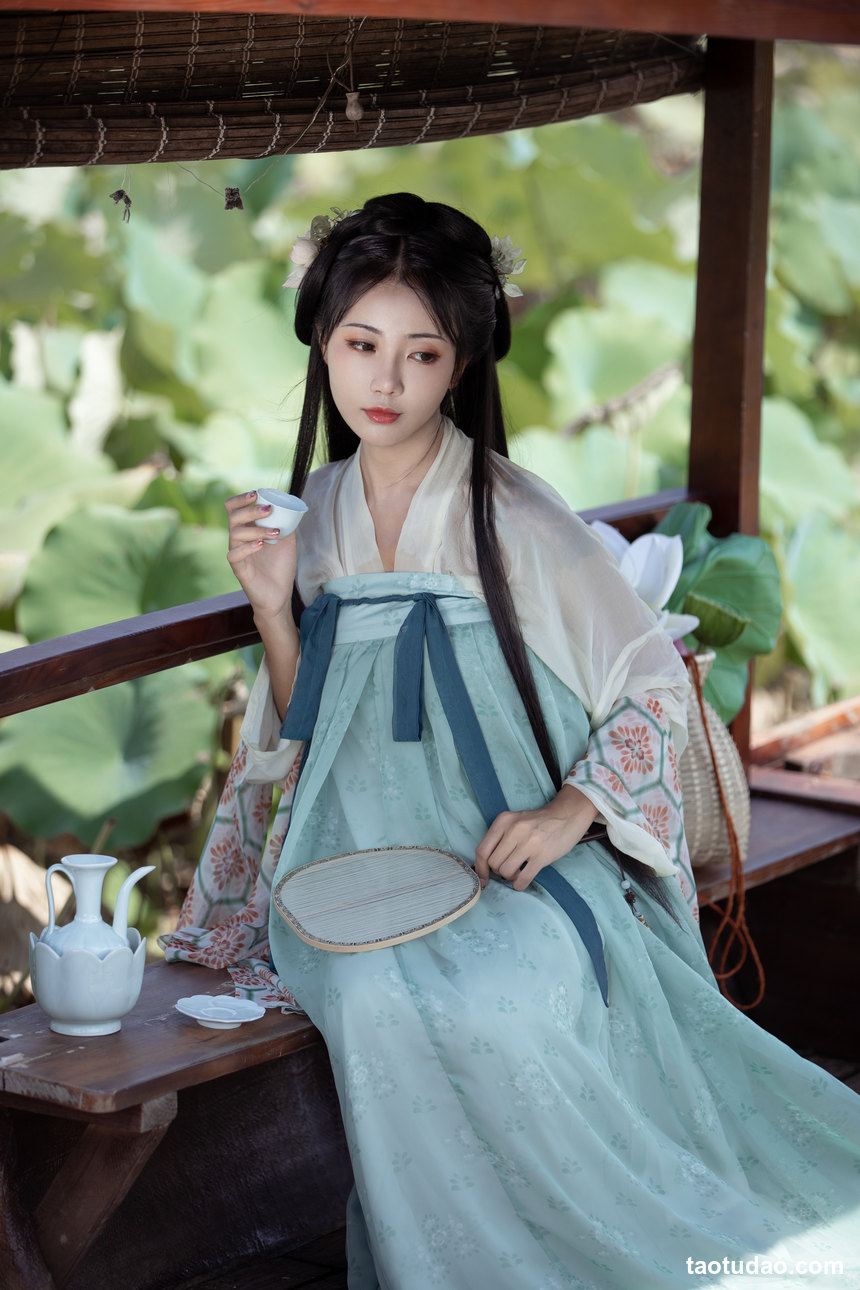 图片[4]-[YITUYU艺图语]2022.11.15 荷芰 酸辣粉[30+1P／290MB]-艺库