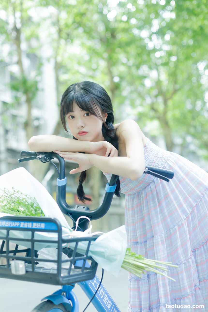 图片[3]-[YITUYU艺图语]2022.08.12 夏天是洋甘菊的气味 可爱泡泡呀[32+1P／265MB]-艺库