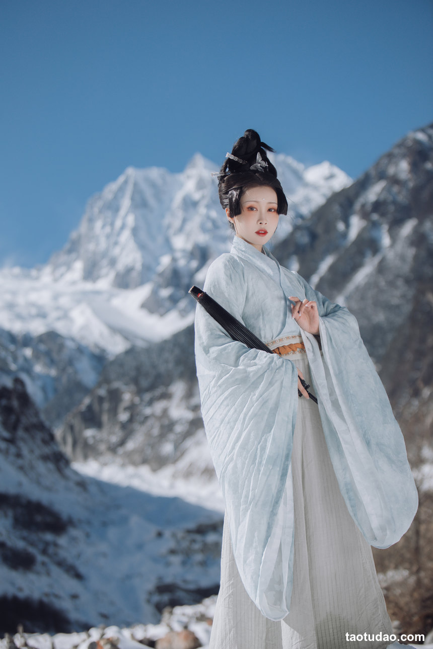 图片[2]-[YITUYU艺图语]2022.09.18 风回雪 姌Rr[20+1P／235MB]-艺库