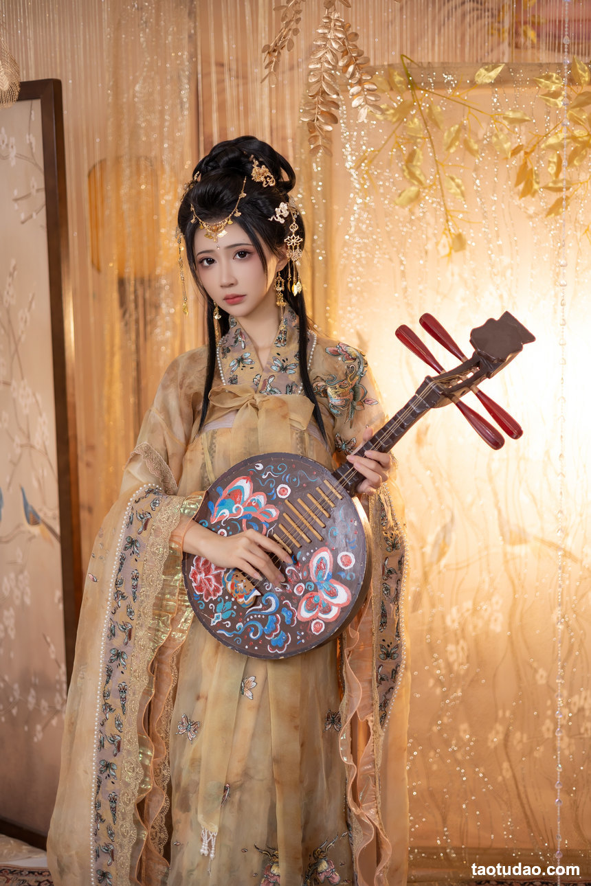 图片[2]-[YITUYU艺图语]2022.12.23 金陵月 -绮罗生的小苏苏-[27+1P／261MB]-艺库