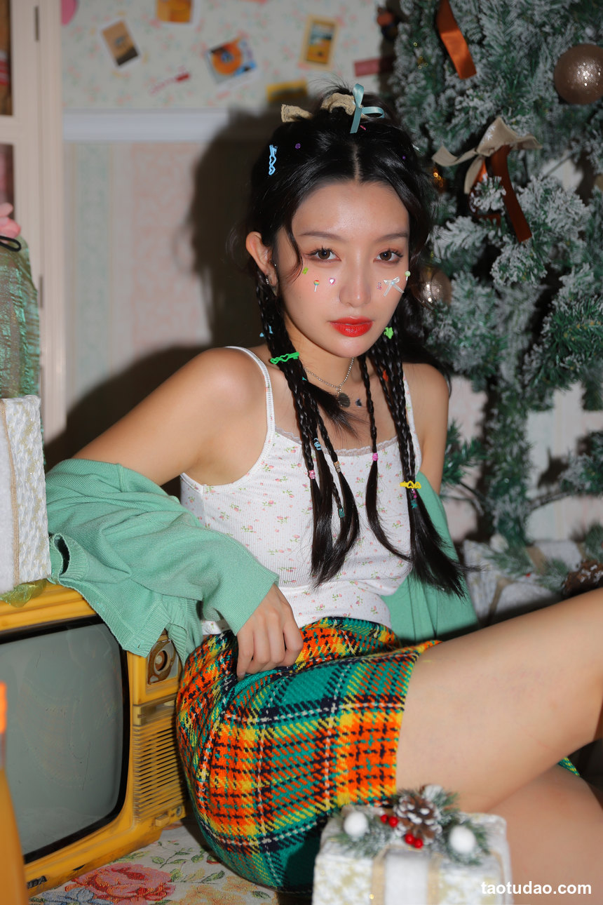 图片[2]-[YITUYU艺图语]2022.11.21 圣诞女孩 柠萌婧啊[37+1P／447MB]-艺库