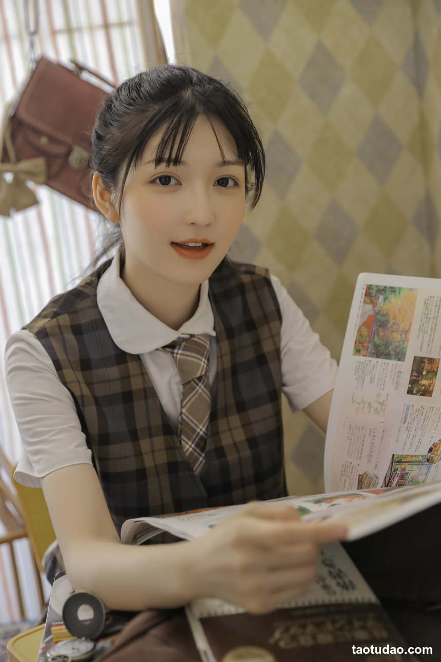 图片[3]-[YITUYU艺图语]2022.06.29 高校女生 金迪-Vivian[21+1P／105MB]-艺库