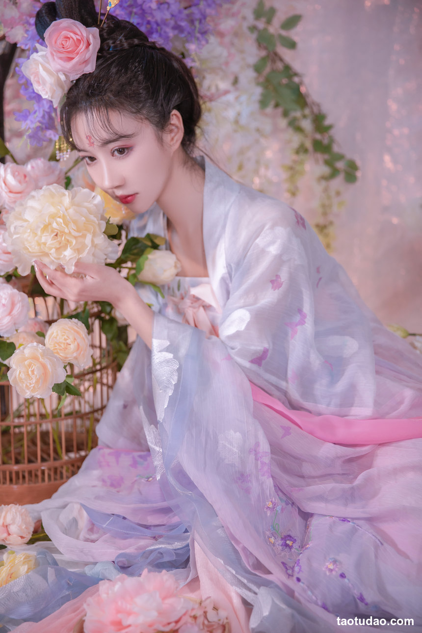 图片[2]-[YITUYU艺图语]2022.11.08 雨霖铃 -绮罗生的小苏苏-[26+1P／392MB]-艺库