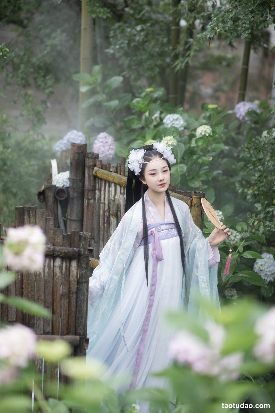 图片[2]-[YITUYU艺图语]2023.04.23 不知春 秋哒哒–[34+1P／460MB]-艺库